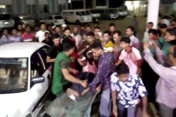 সিলেট থেকে ঢাকায় ছেড়ে যাওয়া আন্ত:নগর উপবন এক্সপ্রেস বগি খালে পরে নিহত ৪জন আহত দেড় শতাধিক