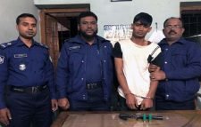 ফেঞ্চুগঞ্জের কুখ্যাত আবেদ ডাকাত অস্ত্রসহ গ্রেফতার