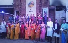 গান, ছন্দ, নৃত্য আর কবিতায় তারুণ্যের ইংরেজি বর্ষবরণ