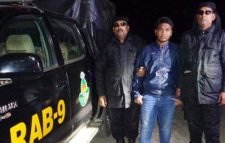 সুনামগঞ্জে ভুয়া প্রশ্নপত্র ফাঁস চক্রের এক সদস্যকে আটক করেছে র‌্যাব