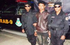 বিশ্বরম্ভরপুর থেকে মাদকবিক্রেতা আটক