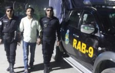 সোবহানীঘাট থেকে ইয়াবাসহ যুবক আটক