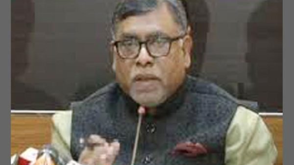 করোনাভাইরাস রোধে দেশের সব শিক্ষাপ্রতিষ্ঠান বন্ধ থাকবে না খোলা রাখা হবে সেই সিদ্ধান্ত শিক্ষা মন্ত্রণালয়ের : স্বাস্থ্যমন্ত্রী