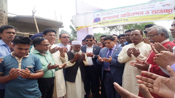 সদরে ‘হেরিংবোন বন্ড ইট সলিং’ সড়ক পরিদর্শন করলেন পররাষ্ট্রমন্ত্রী