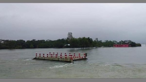 পাহাড়ি ঢলে গোয়াইনঘাটে তৃতীয় দফায় বন্যায় নিম্নঞ্চল প্লাবিত।