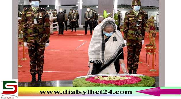 জাতীয় শোক দিবসে জাতির পিতার স্মৃতির প্রতি প্রধানমন্ত্রীর শ্রদ্ধা