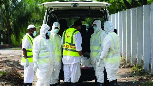 দেশে করোনায় আরও ৩২ মৃত্যু