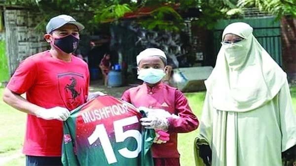তোমার মতো বয়সে আমি এত ভালো খেলতাম না: মুশফিক