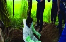 দাফনের সাড়ে তিন মাস পর কবর থেকে লাশ উত্তোলন