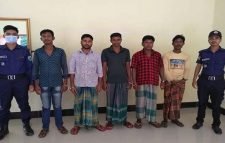 দোয়ারাবাজারে ৫ জুয়াড়ি আটক