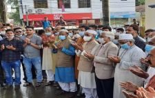 সাবেক মেয়র কামরানের কবর জিয়ারতে পরিবেশমন্ত্রী