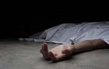 বাড়ির আঙিনা খুঁড়েই মিললো একই পরিবারের ৩ মরদেহ