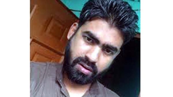 নিহত রায়হানের বাড়িতে পুলিশ সদর দপ্তরের তদন্ত কমিটির সদস্যরা