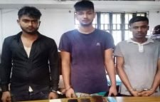দক্ষিণ সুরমায় তিন ছিনতাইকারি গ্রেপ্তার