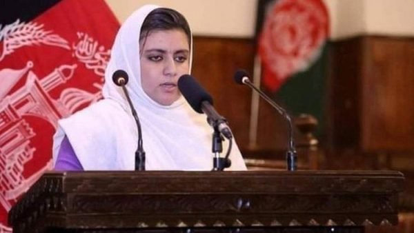 আফগানিস্তানে গাড়ির চালকসহ নারী সাংবাদিককে গুলি করে হত্যা