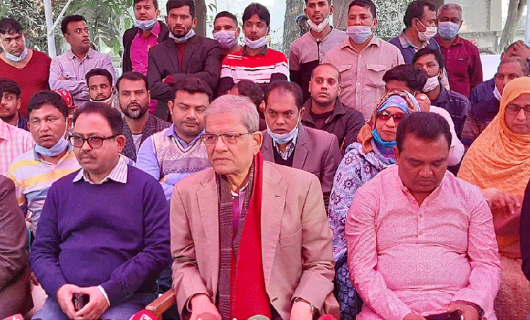 আওয়ামী লীগের রাজনীতি গ্রাম্য মোড়লদের মতো : ফখরুল