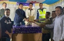 গোলাপগঞ্জ থানার ৪ পুলিশ সদস্যকে বিদায়ী সম্মাননা