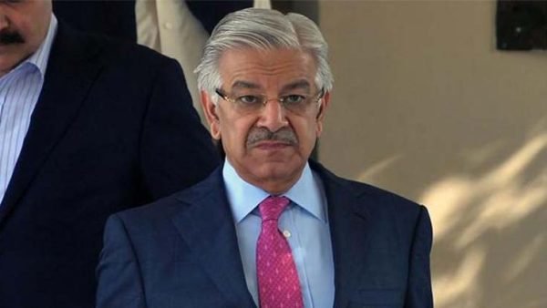 দুর্নীতির মামলায় পাকিস্তানের সাবেক পররাষ্ট্রমন্ত্রীকে গ্রেফতার