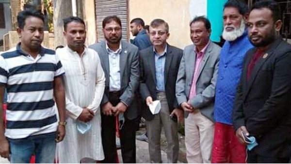 খন্দকার মুক্তাদিরের সাথে নবগঠিত মহানগর কৃষক দলের সৌজন্য সাক্ষাত