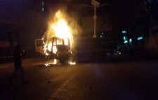 সিলেট নগরীর সুবিদবাজারে ট্রাকচাপায় দুজন নিহত,  ট্রাকে আগুন