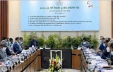 ভ্যাকসিন বাবদ ৪ হাজার ২৩৬ কোটি টাকা বরাদ্দ