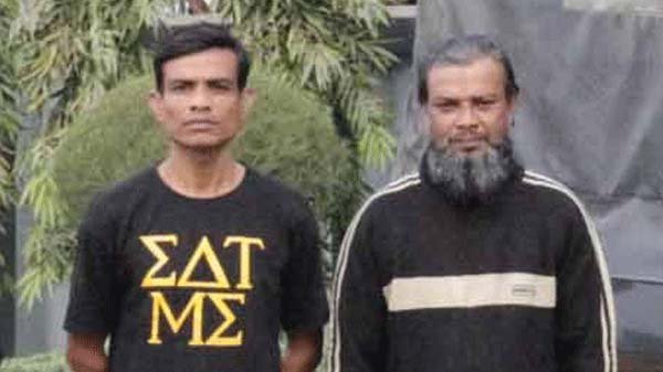 কাজিরবাজার ব্রিজে র্যাবের হাতে থেকে দুই ইয়াবা কারবারি আটক