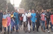 সিলেট নগরীতে কফিন কাঁধে বিক্ষোভ