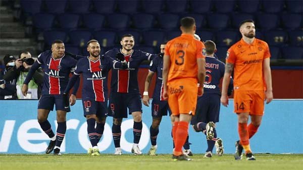 বড় জয়ে শীর্ষে পিএসজি