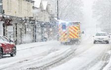 বৃটেনে ভারী তুষারপাত, সতর্কতা জারি