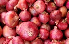 পিয়াজের দাম বাড়লো কেজিতে ১০ টাকা