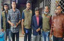 বিয়ানীবাজারে গ্রাহকের পৌনে দুই কোটি টাকা আত্মসাৎ, ব্যাংক ম্যানেজার গ্রেফতার