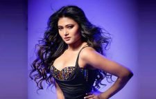 উচ্ছ্বসিত অধরা