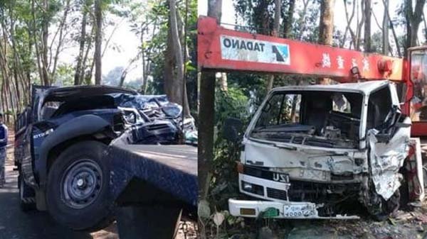 গোলাপগঞ্জে দুই পিকআপ ভ্যানের মুখোমুখি সংঘর্ষে গুরুতর আহত ২