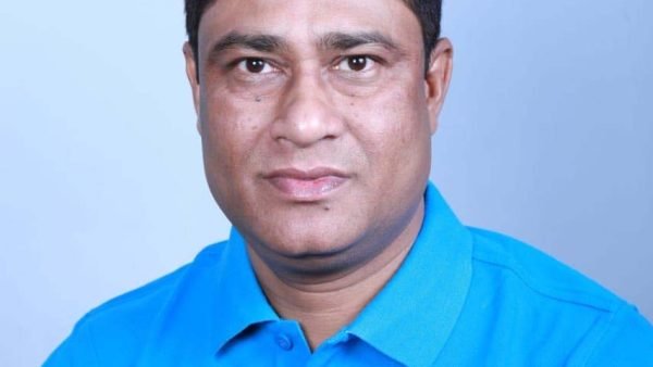 নৌকার মাঝি হতে নেতৃবৃন্দের সহানুভূতি কামনা আজাদের