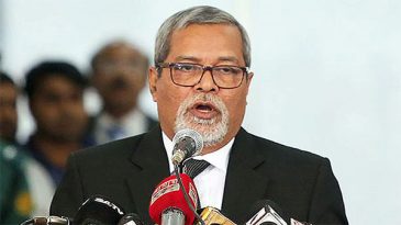 ‘কমিশনকে হেয় করতে যা দরকার সবই করছেন মাহবুব তালুকদার’