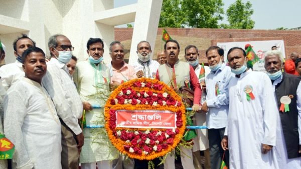 মহান স্বাধীনতা দিবসে জেলা শ্রমিকলীগের শ্রদ্ধাঞ্জলি