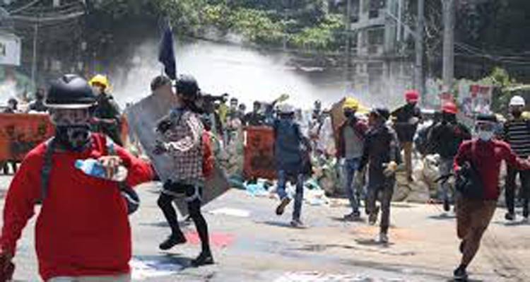 মিয়ানমারে আটক বিক্ষোভকারীদের মুক্তি