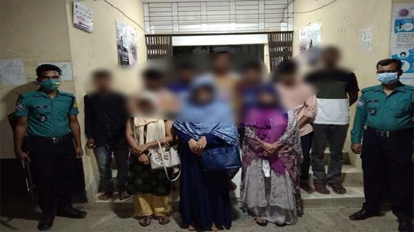 দক্ষিণ সুরমায় অবাঞ্চিত ১০ নারী-পুলিশ আটক