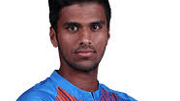 সঙ্গীর অভাবে চার রানের আক্ষেপ নিয়ে সাজঘরে সুন্দর