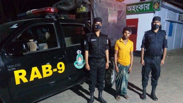 গোয়াইনঘাট থেকে মাদক ব্যবসায়ী জসিমকে ধরলো র্যাব