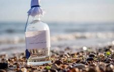 এক শিশি বাতাসের দাম ৯ হাজার টাকা!