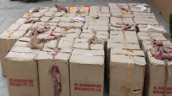 গোলাপগঞ্জ থেকে ভারতীয় বিড়ির চালান আটক