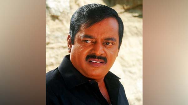 ১২ মাসে ১২ ছবি