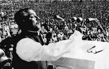 চারদিকে বঙ্গবন্ধুর ভাষণের সমর্থন