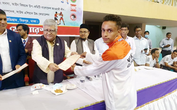 জাতীয় উশু ২য় ডুয়ান ব্ল্যাক বেল্ট ডিগ্রী অর্জন সিলেটের আরিফের
