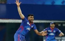 পরিবারের পাশে থাকতে আইপিএল ছাড়লেন অশ্বিন