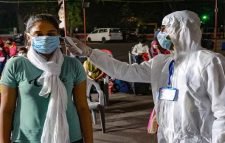 কোভিডের দ্বিতীয় সার্জ ভারতকে আবার বিশ্বে এক নম্বর করে দিল