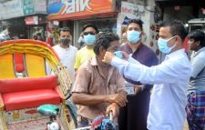 নগরীতে সিলেট মহানগর যুবলীগের উদ্যোগে ফ্রি মাস্ক বিতরণ