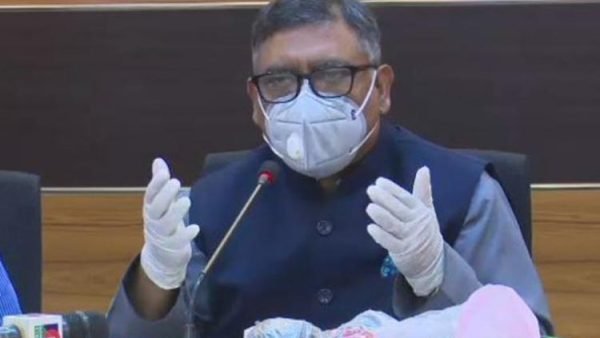 বাড়তে থাকা সংক্রমণ ও হাসপাতালে শয্যা শঙ্কট নিয়ে যা বললেন স্বাস্থ্যমন্ত্রী