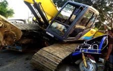 জৈন্তাপুরে সড়ক দুর্ঘটনায় আহত ৪